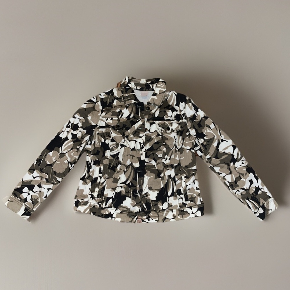 Camouflage Black, White & Tan Patterned Denim Jean Jacket Button Down Pockets